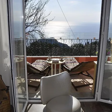 Tango 팔레오카스트리차