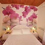 Tango Vila Paleokastritsa