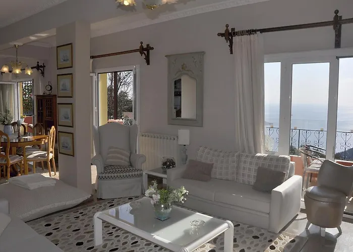 Tango Villa *
